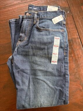 Old Navy Men's Slim Straight Jeans in Dark Blue Wash